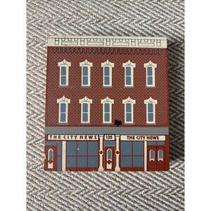 The Cat's Meow Series X The City News 1992 Signed  Wooden Shelf Sitter